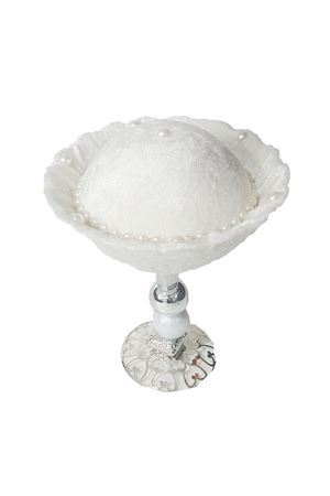 İğnelik Ayaklı Kadife Beyaz