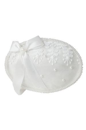 İğnelik Oval Kadife Beyaz